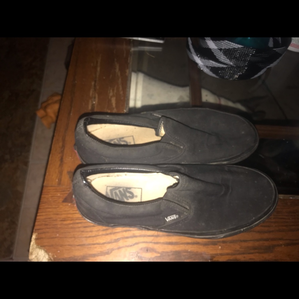 Like new Vans classic slip ons